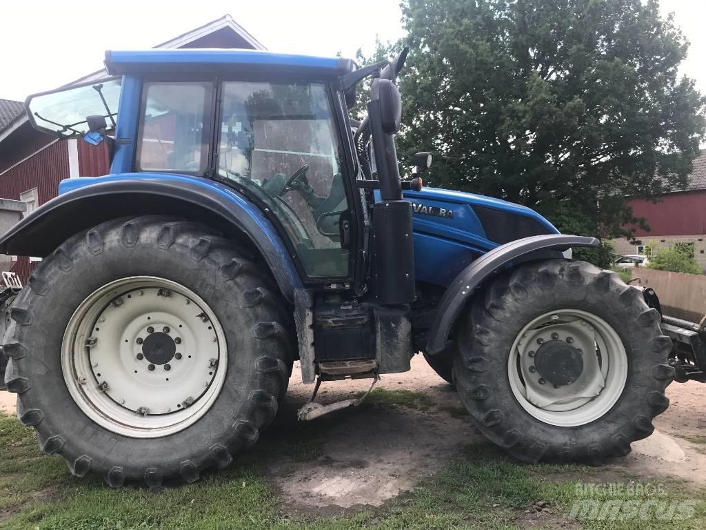 Valtra N163 Tractors