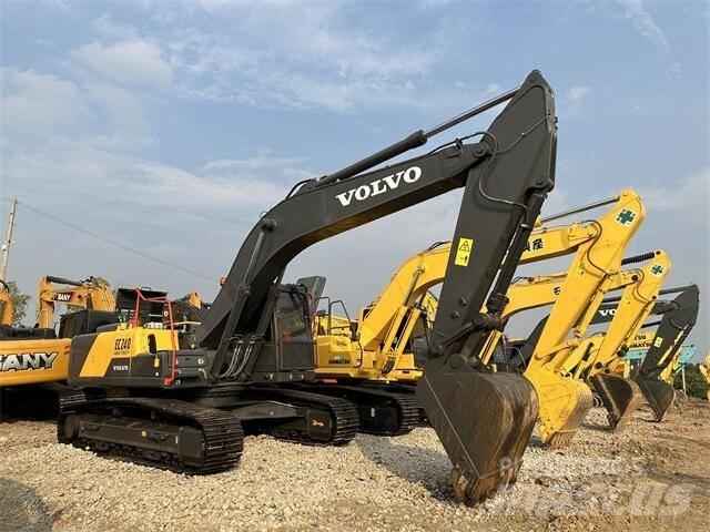 Volvo EC240 Crawler excavators