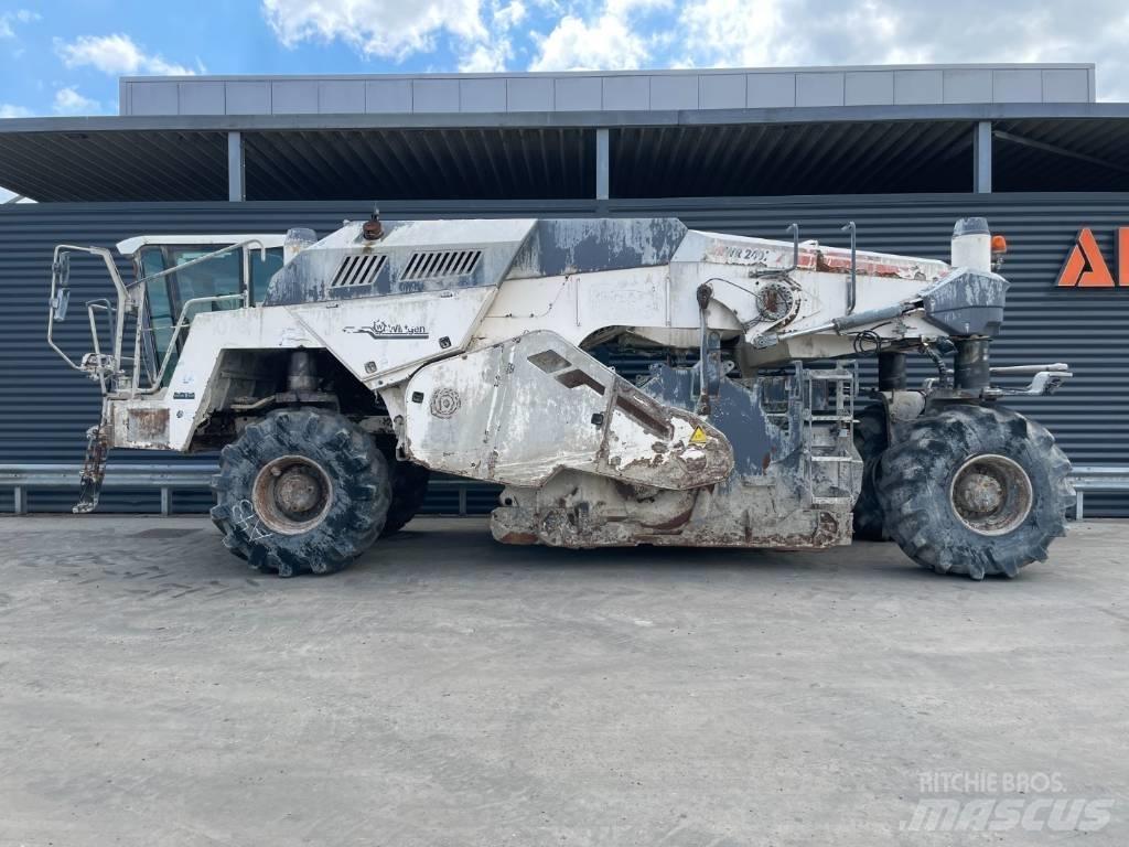 Wirtgen WR 240I Asphalt recycling