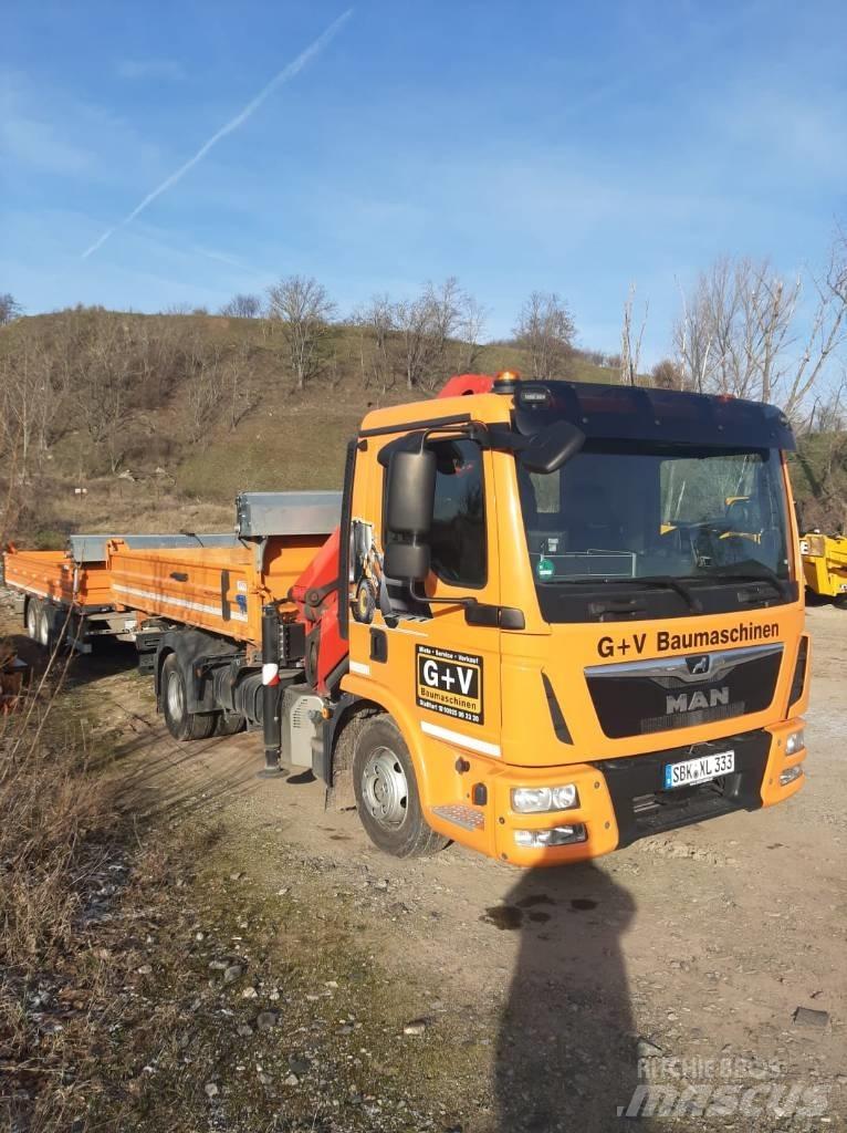 MAN LKW Truck mounted cranes
