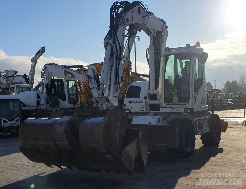 Mecalac 714 MWE Wheeled excavators