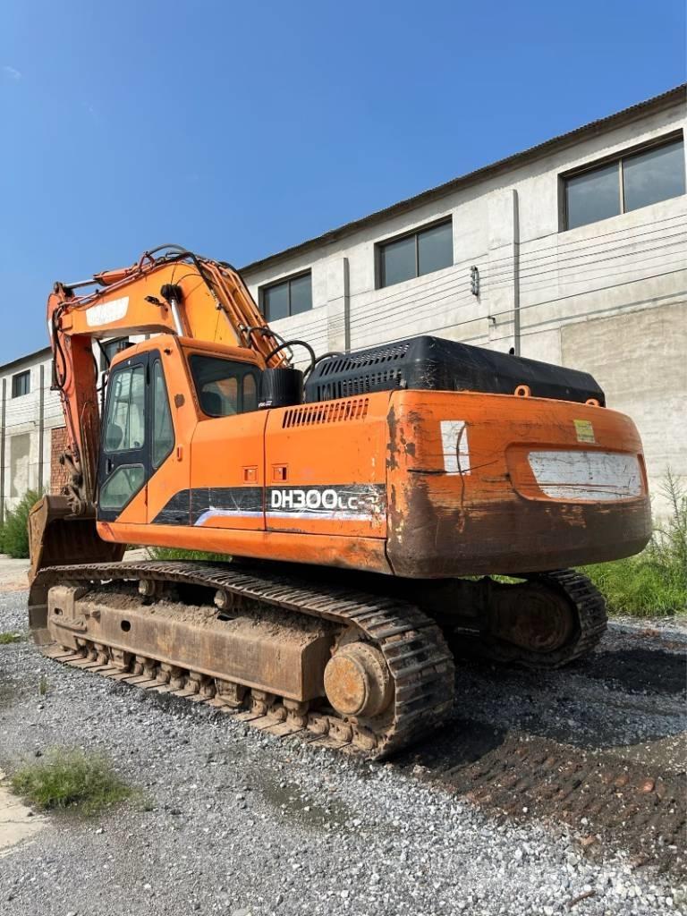 Doosan DH300 Crawler excavators