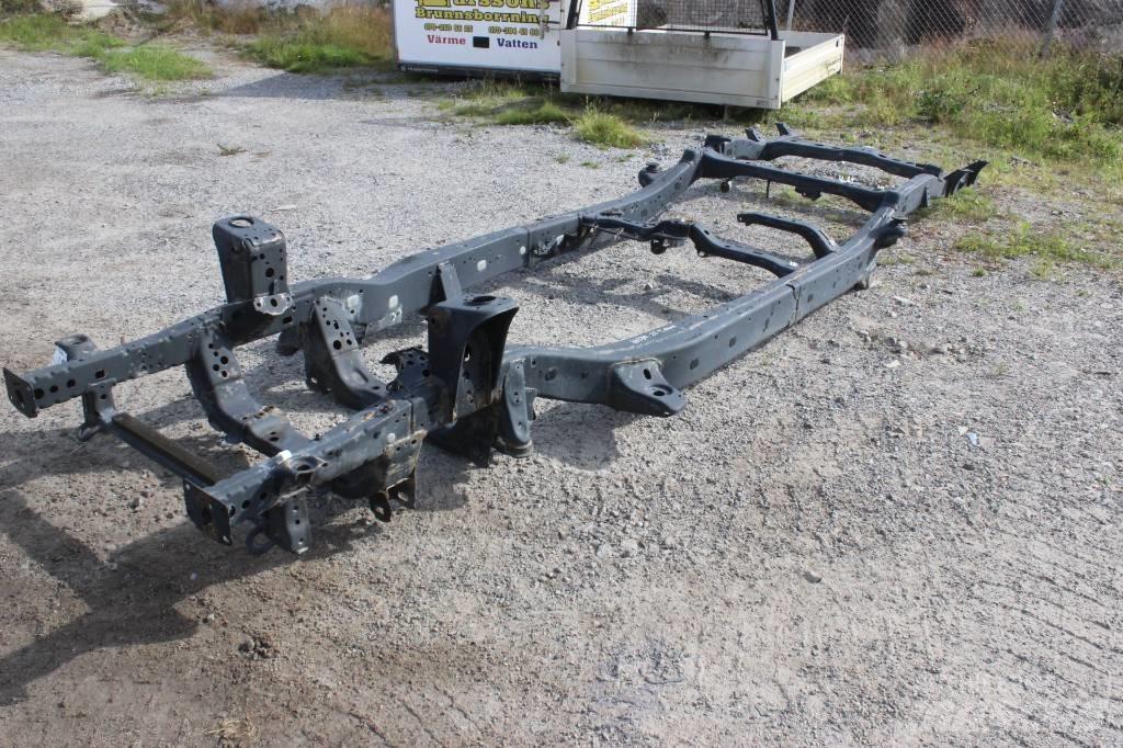 Toyota Hilux Chassis and suspension