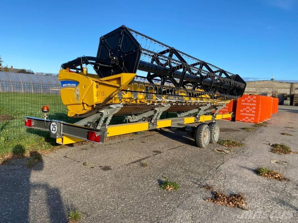 New Holland CX 8.70 Combine harvesters
