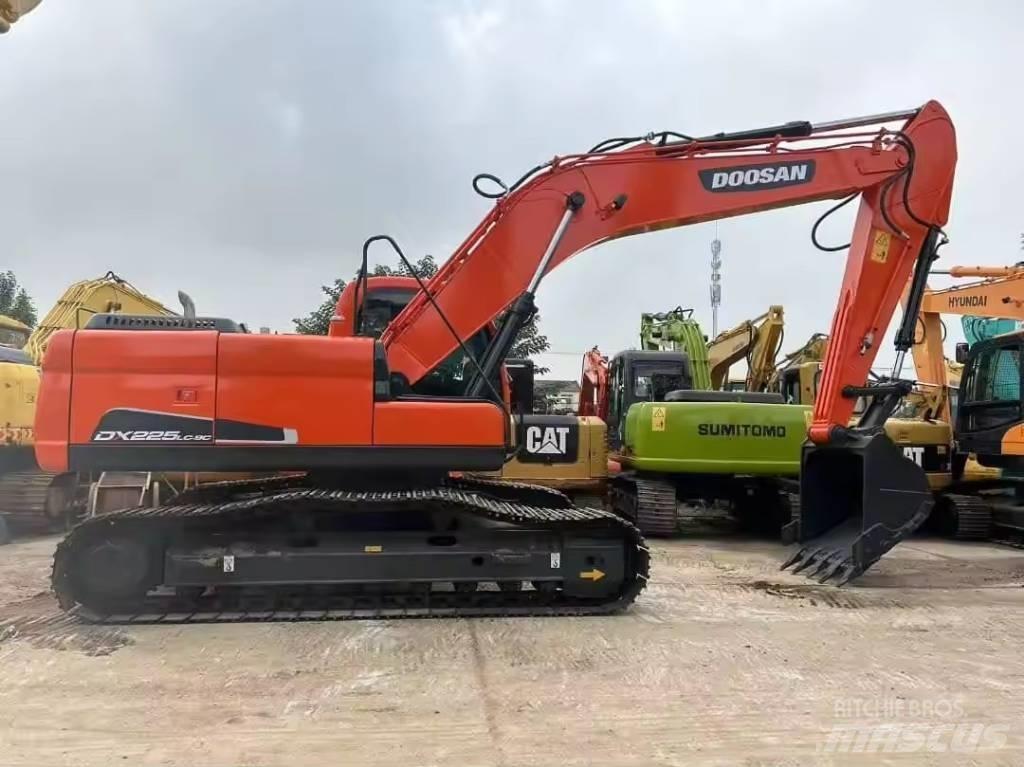 Doosan DX 225 LC-9C Crawler excavators
