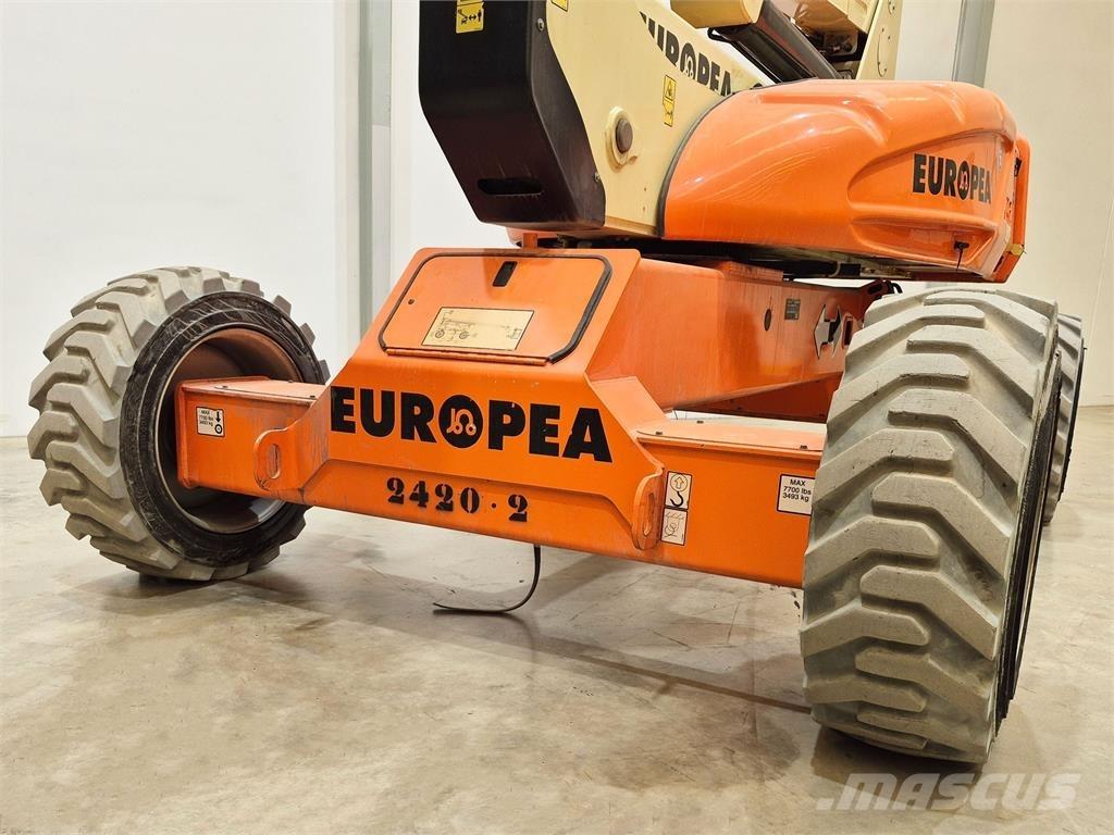 JLG E600JP Articulated boom lifts