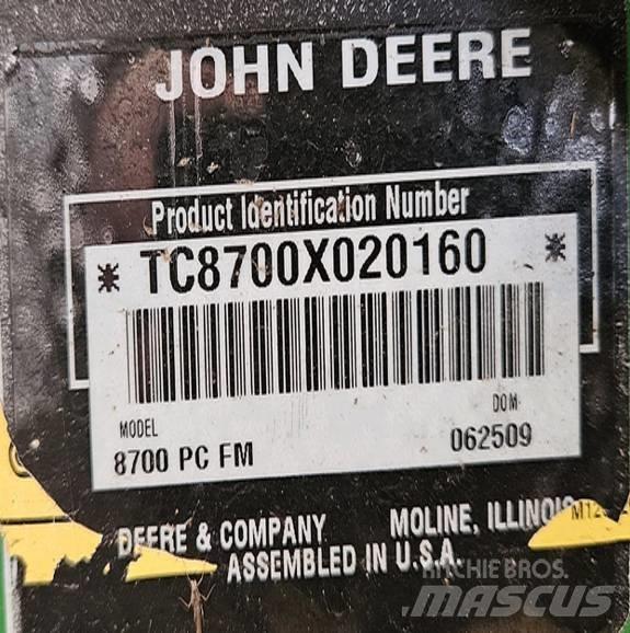 John Deere 8700 Fairway mowers