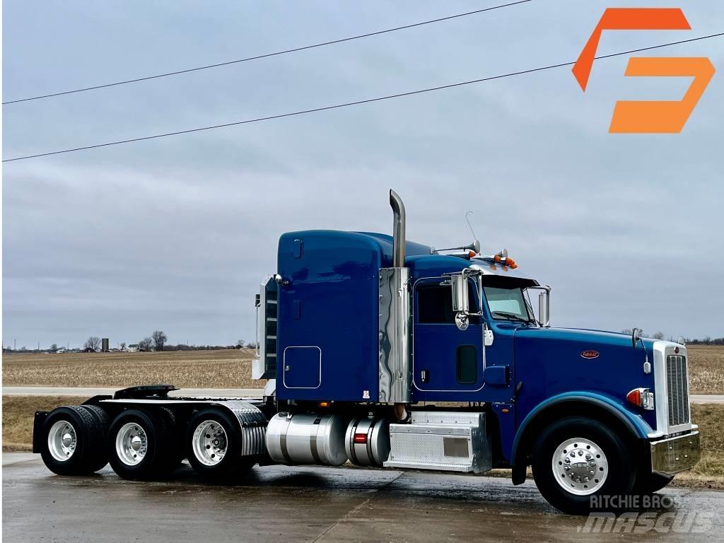 Peterbilt 367 Prime Movers