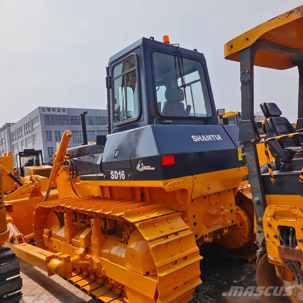 Shantui SD 16 Crawler dozers