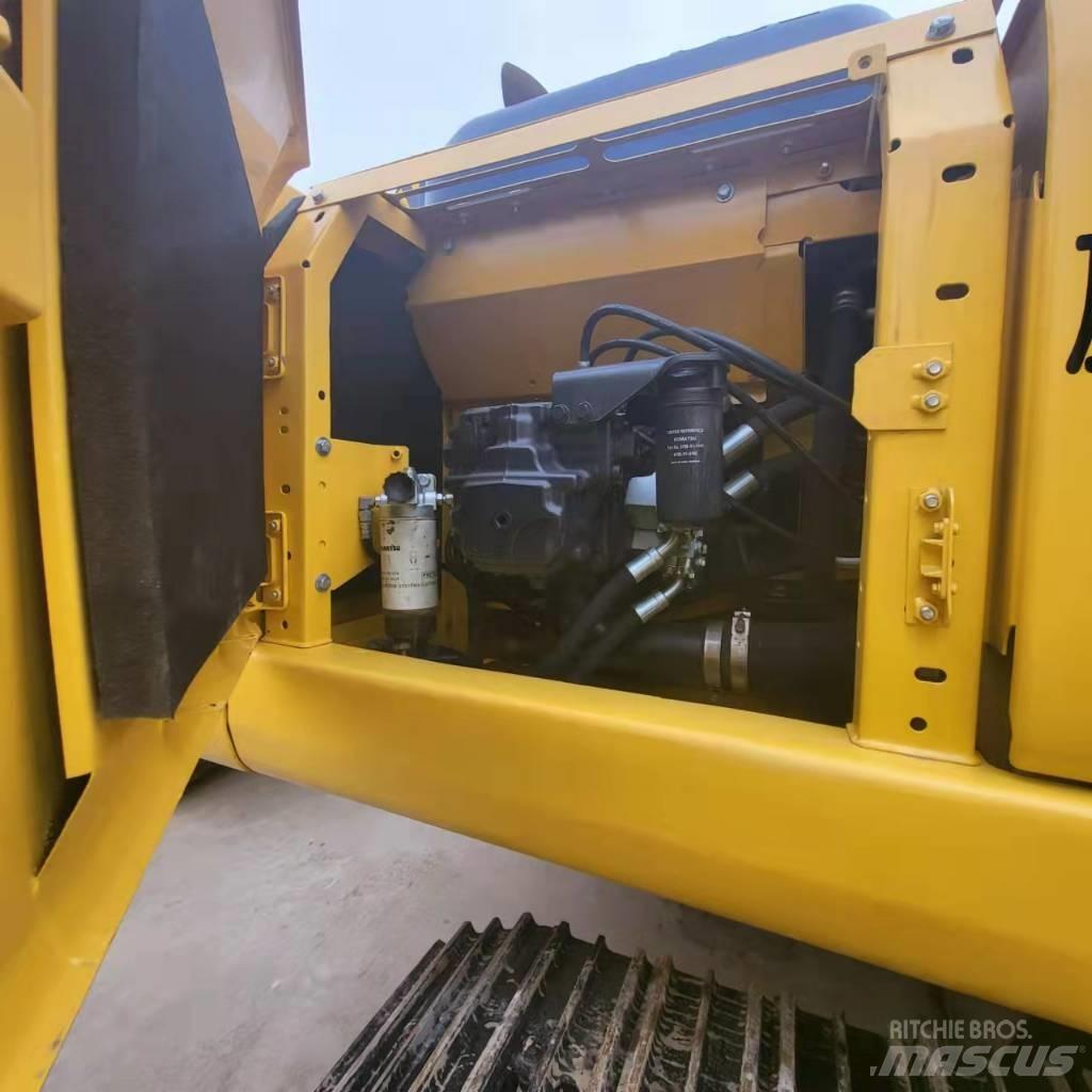 Komatsu PC 210 Crawler excavators
