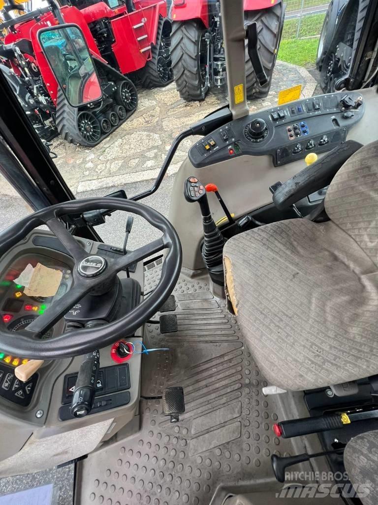 Case IH CS 100 Tractors