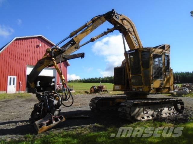 John Deere 653G Harvesters