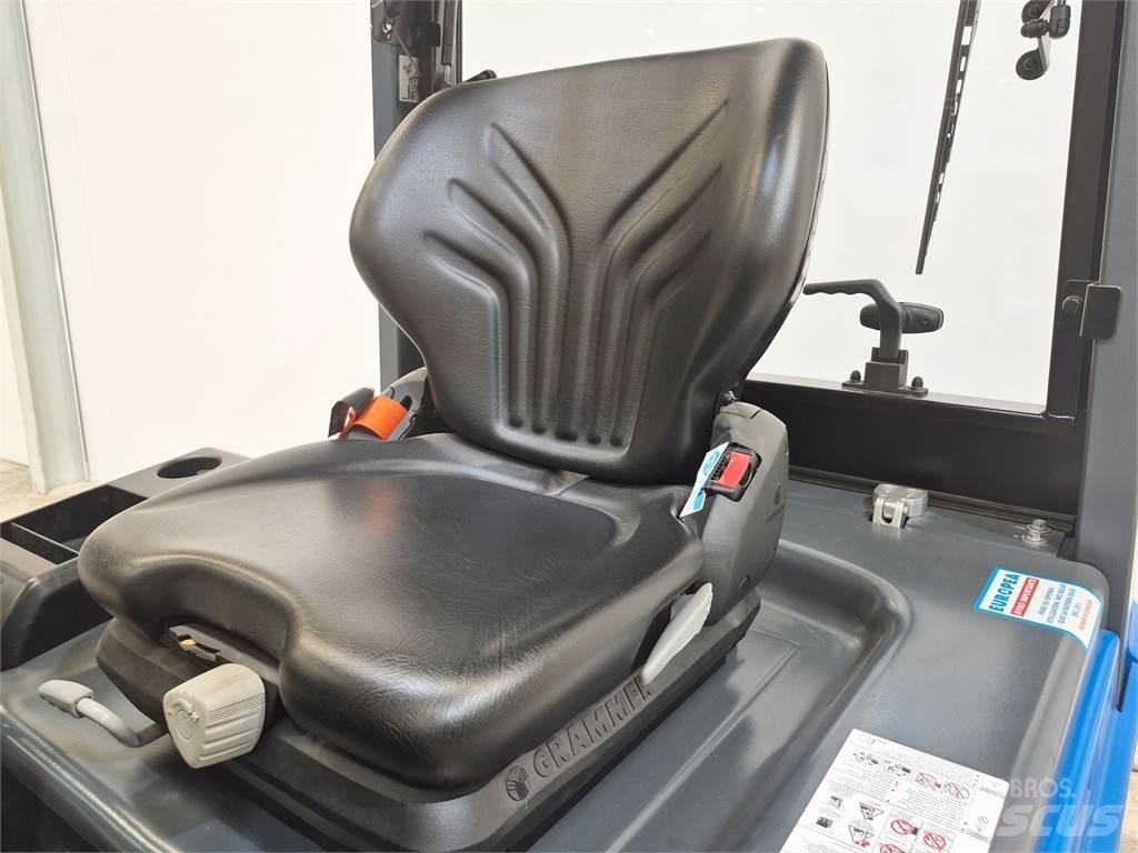  SEF25B Electric forklift trucks