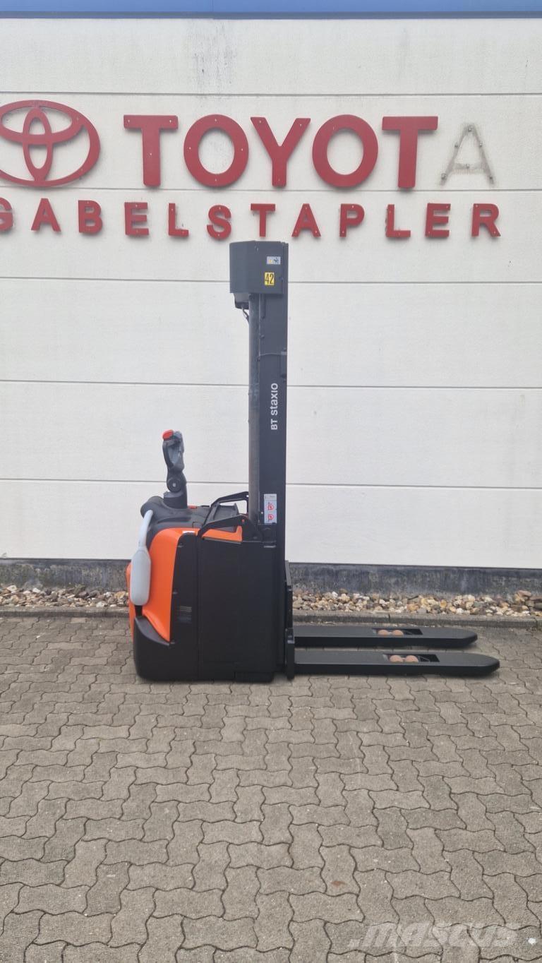 Toyota SPE160 Self propelled stackers