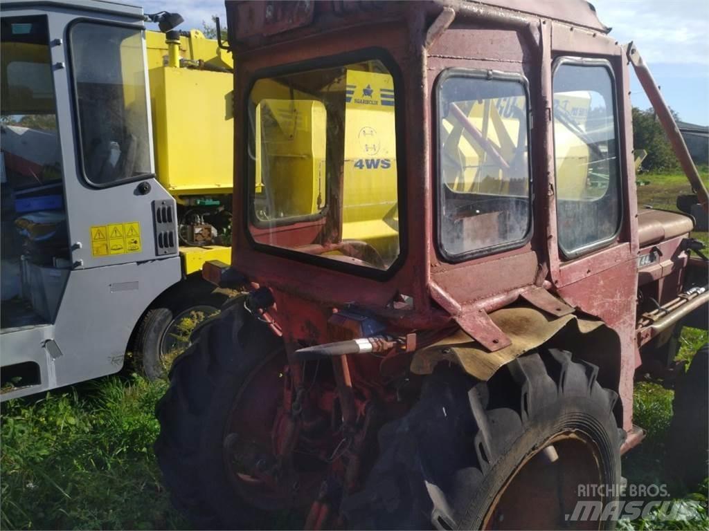 Fiat UTB 445V Tractors
