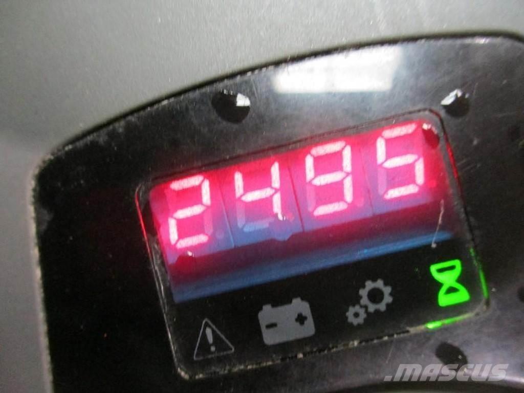 BT LPE200 Low lift with platform