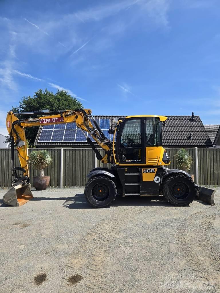 JCB 110 W Wheeled excavators