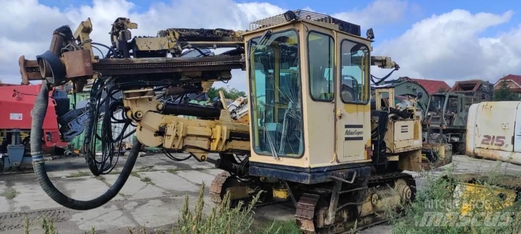 Atlas Copco ROC 812 Surface drill rigs
