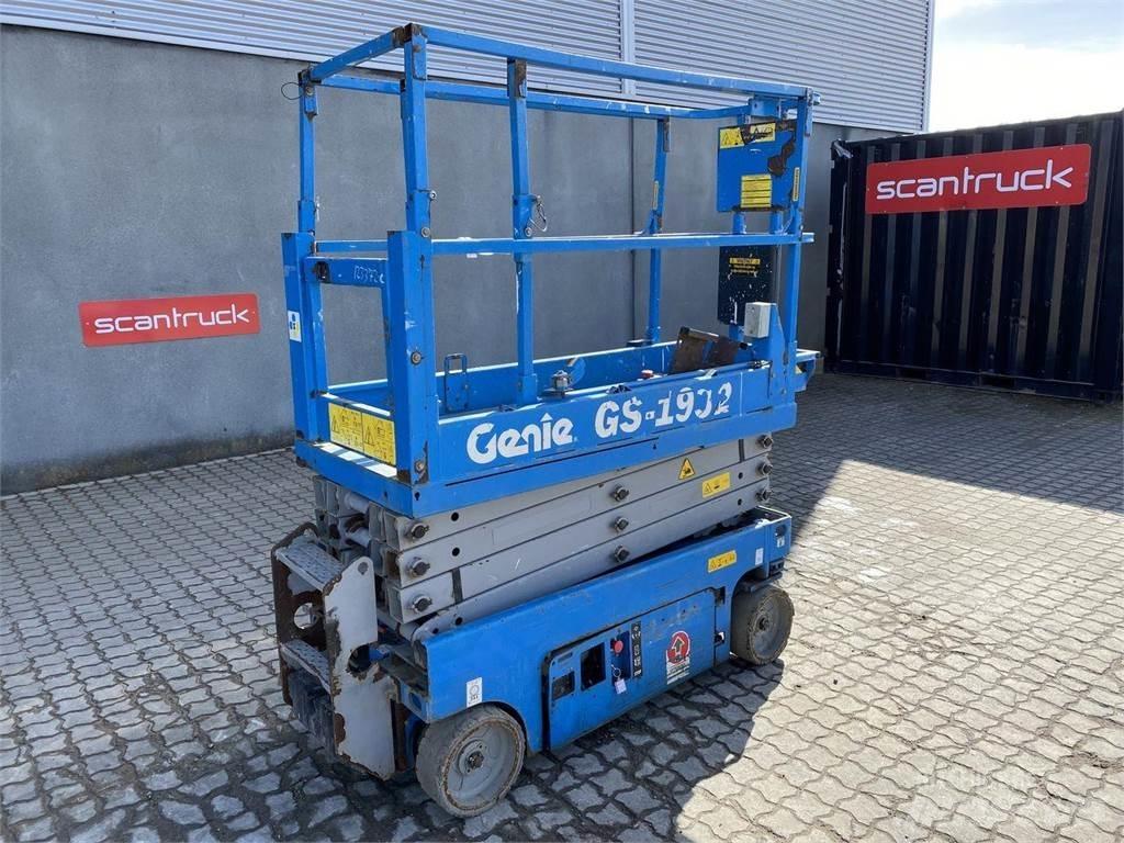 Genie GS1932 Scissor lifts