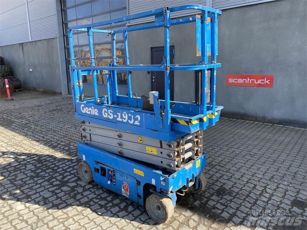 Genie GS1932 Scissor lifts