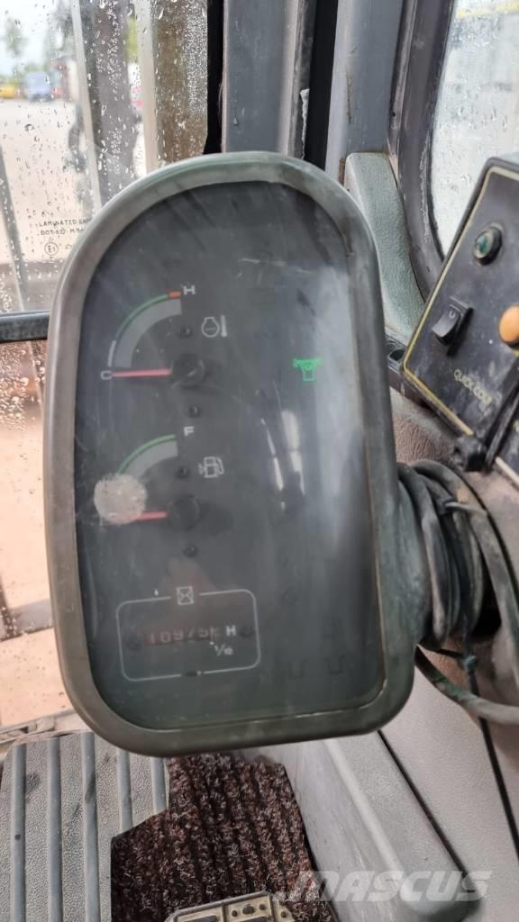 Volvo EC 210 B LC Crawler excavators