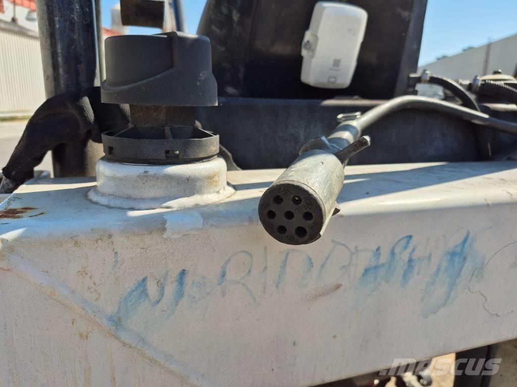  R.H.&M. GF6LM Backhoe