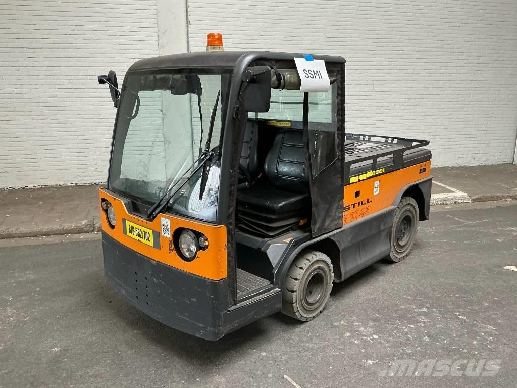 Still R 0725 Tow truck