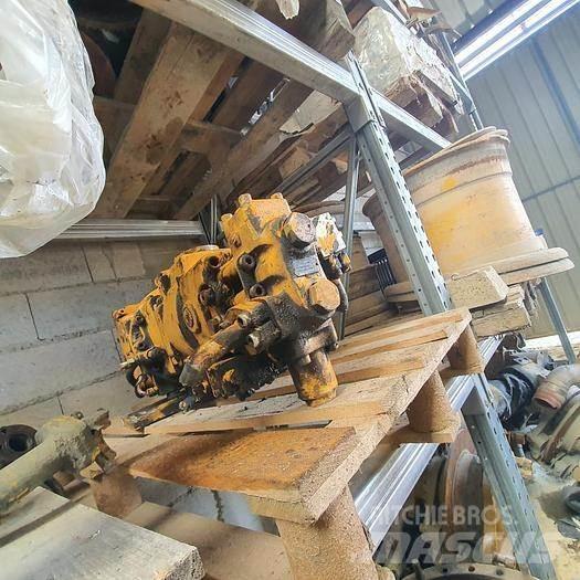 Liebherr 922 Other components