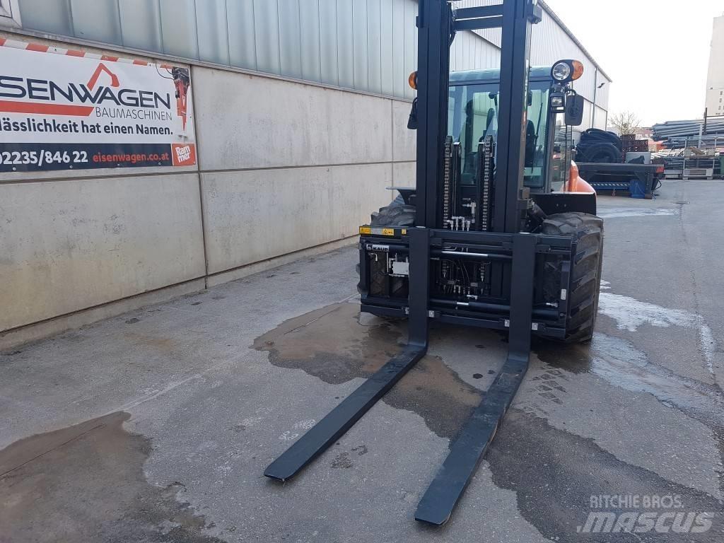 Ausa C 500 H X4 Rough terrain truck