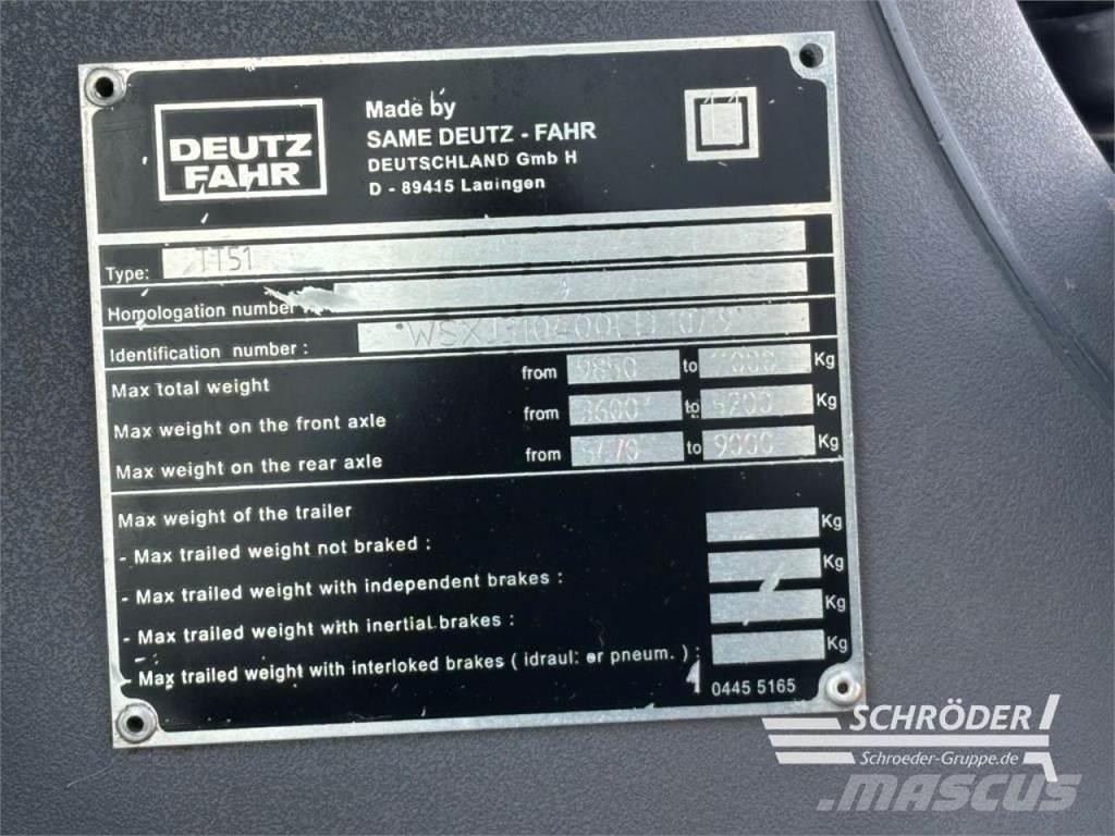 Deutz-Fahr M 650 Tractors