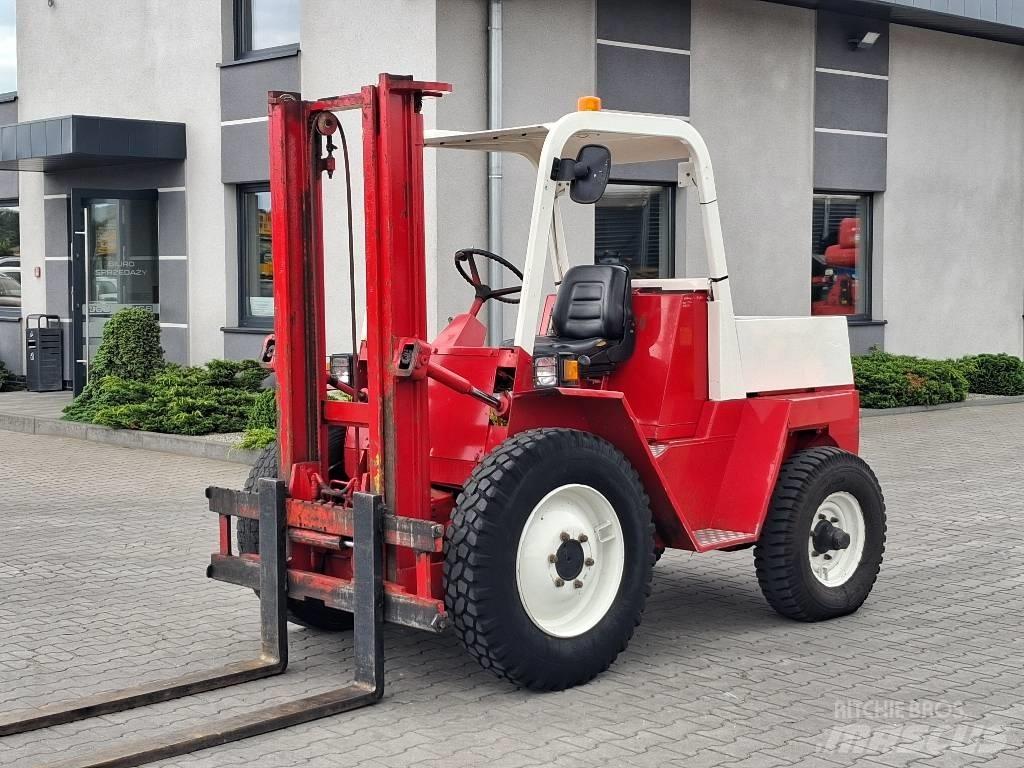 Manitou MC 25 Rough terrain truck