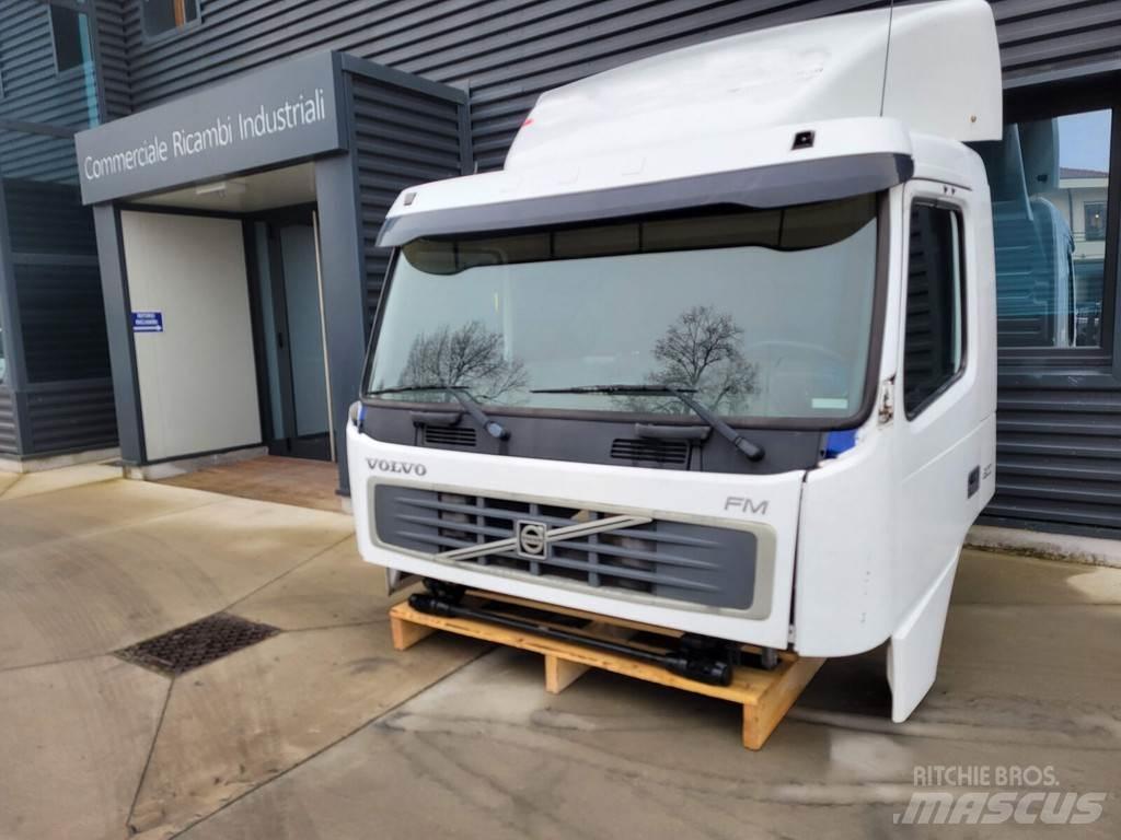 Volvo FL Cabins and interior