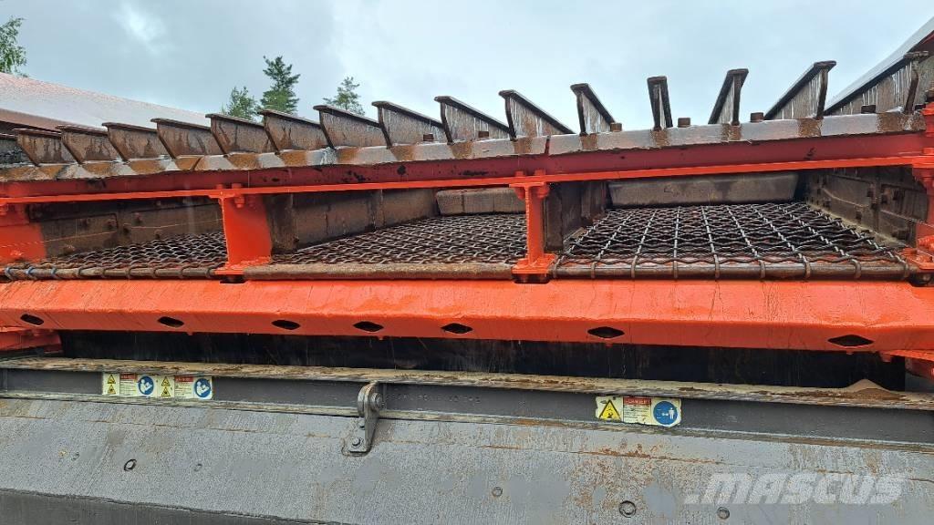Sandvik QE 141 Mobile screeners