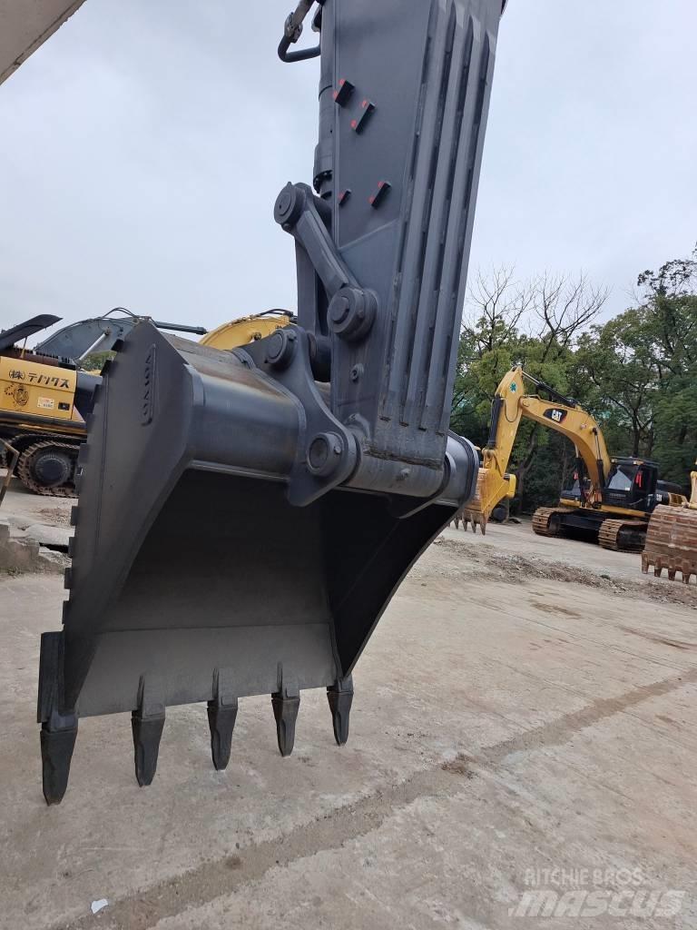 Volvo EC 360 B LC Crawler excavators