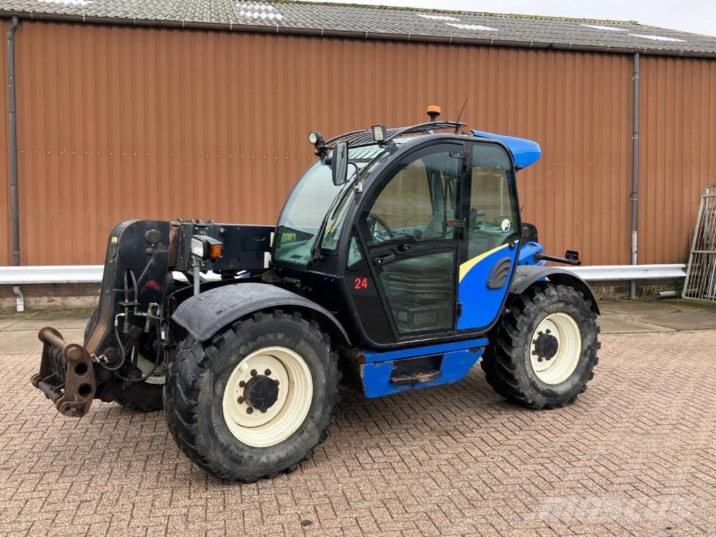 New Holland LM5040 Telehandlers