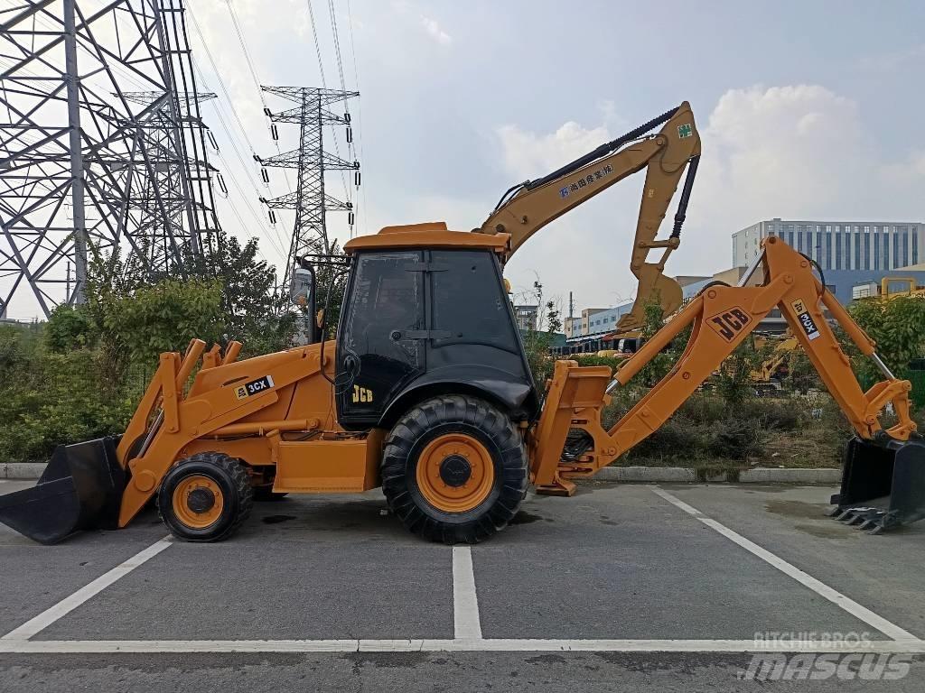 JCB 3 CX Backhoe