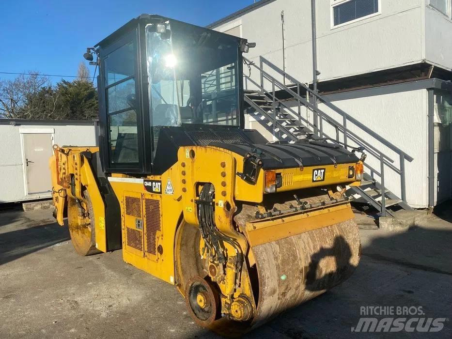 CAT CB 44 B Twin drum rollers