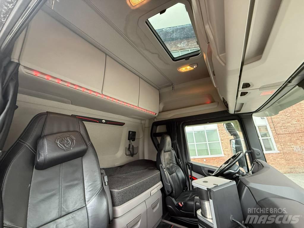 Scania R 590 Prime Movers