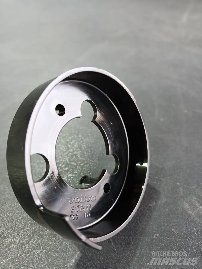 Volvo COVER 3176446 Gearboxes