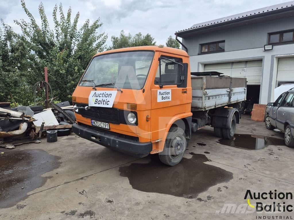 MAN 8.136 Flatbed / Dropside trucks