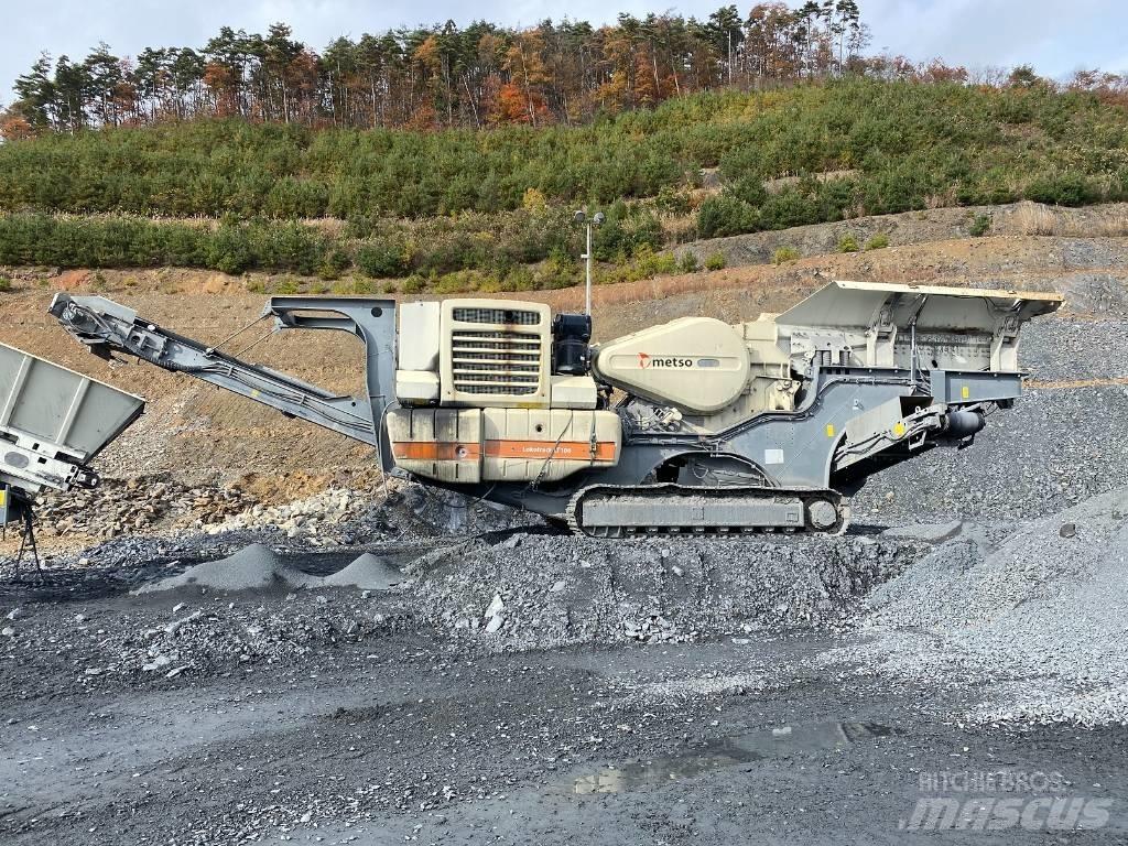 Metso LT106 Mobile crushers