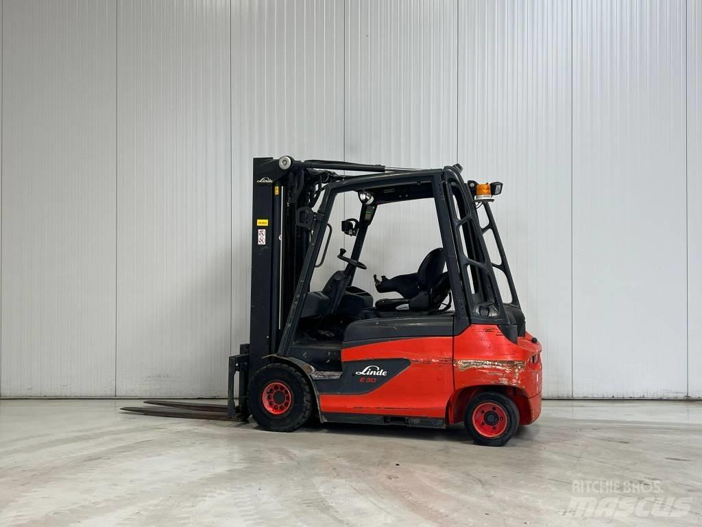Linde E30-01 Electric forklift trucks