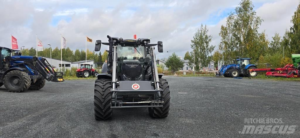 Case IH Maxxum 150 Tractors