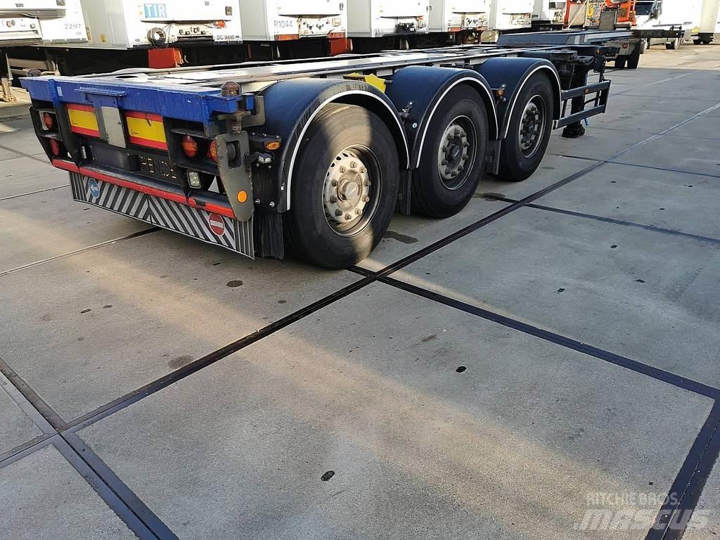 Renders 3DFCST Container semi-trailers