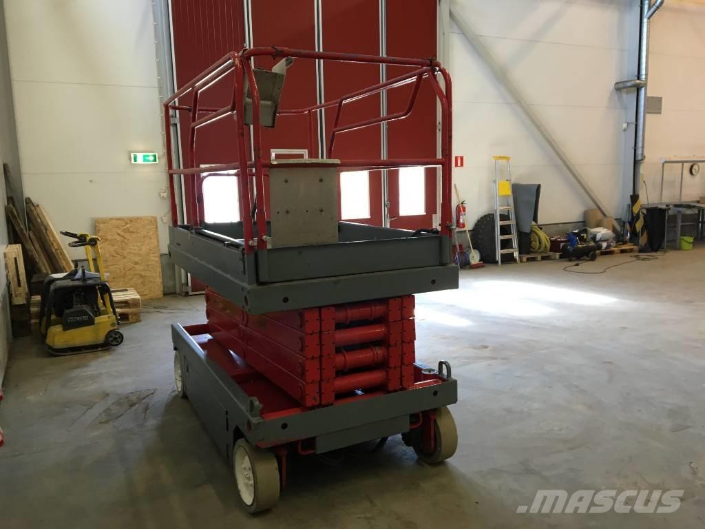 UpRight Saxlift X32N Trailer mounted platforms