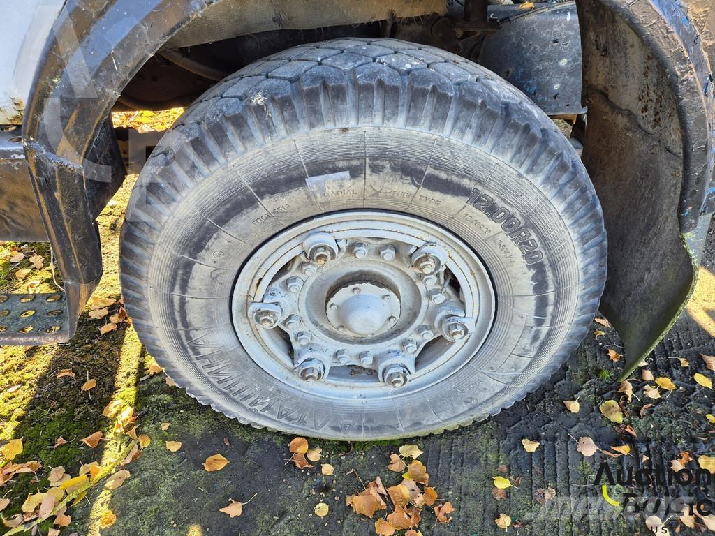 MAZ 5551 Tipper trucks