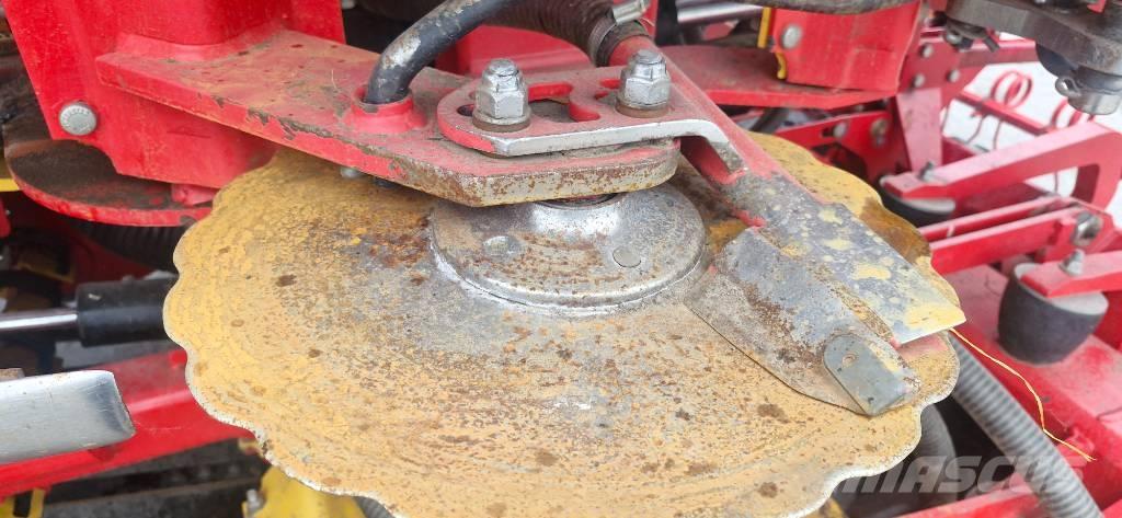 Väderstad Rapid600as Drills