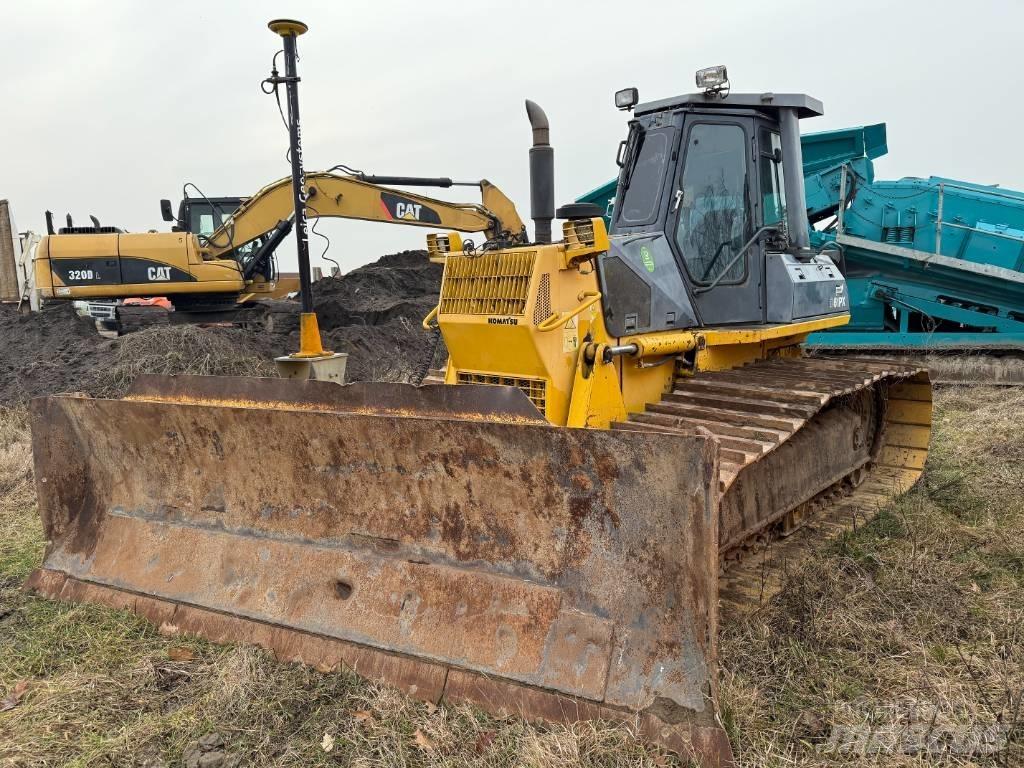 Komatsu D 61 PX-12 Crawler dozers