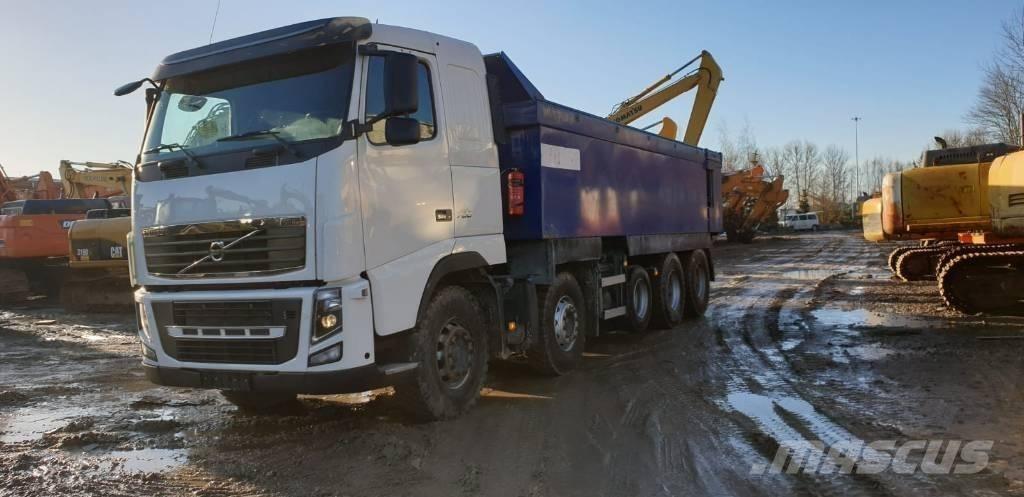 Volvo FH 16 Skip bin truck