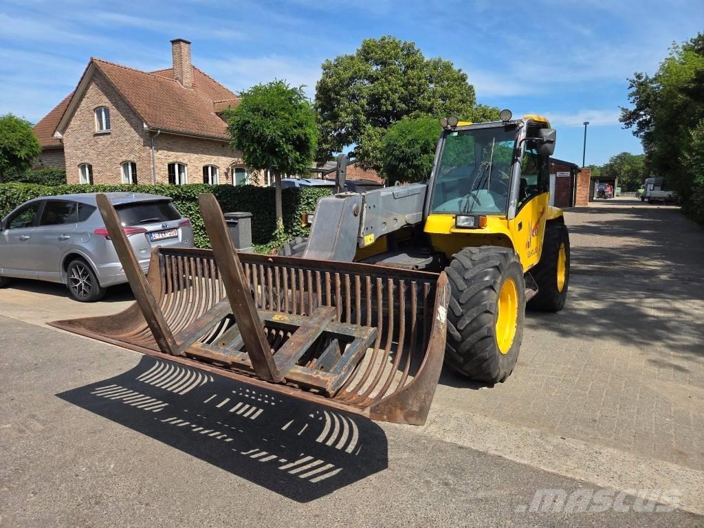 New Holland LM 430 Telehandlers